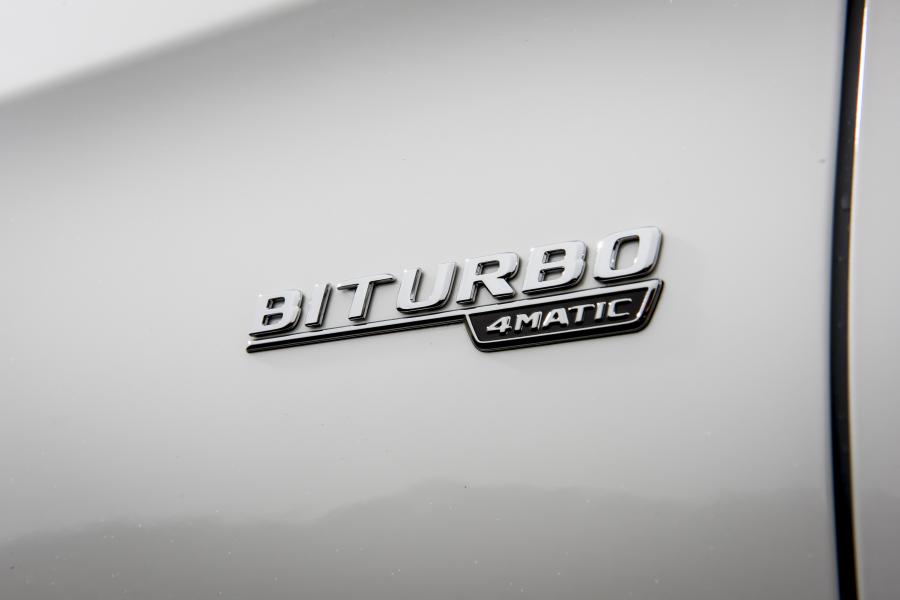Логотип Mercedes-AMG GLC43 4Matic Coupe 2017 года  (UK) (фото 2 из 40)